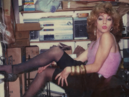 still from I'M YOUR VENUS