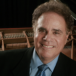 Pianist Jeffrey Siegel