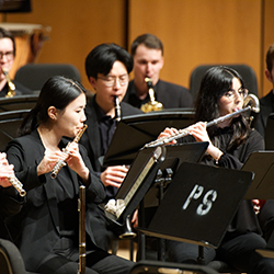 Symphonic Wind musicians