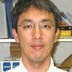 
								Satoru Suzuki