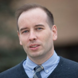 
								Headshot of Robert HOvden