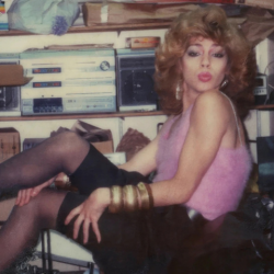 Still from I'M YOUR VENUS